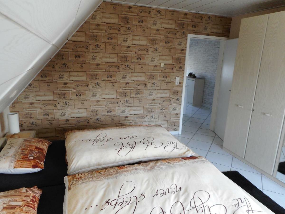 Modernes Ferienhaus Der Besonderen Art Mit Garten Lohne  Exterior foto